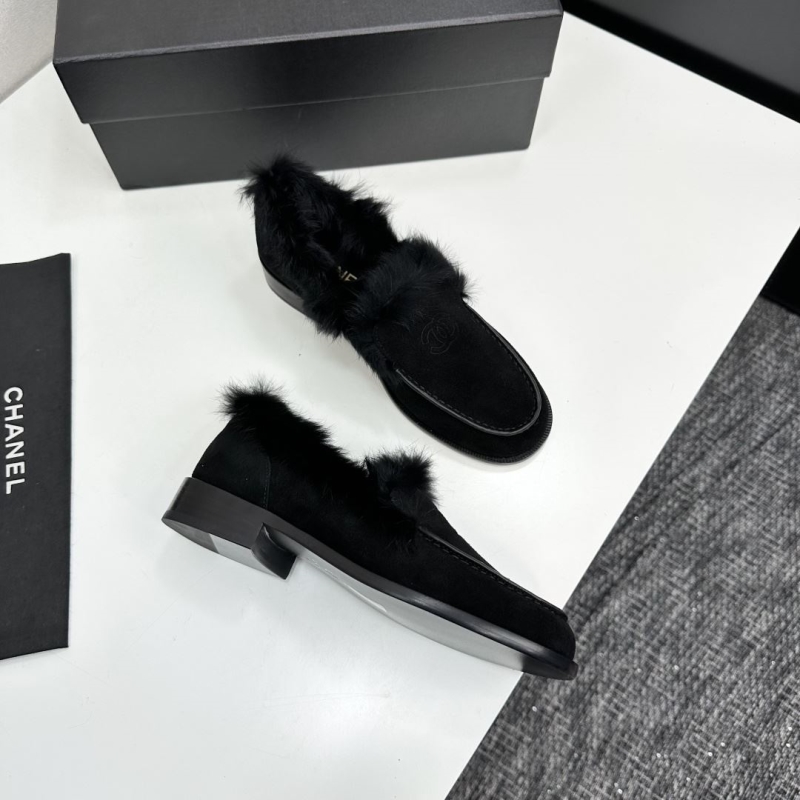 Ch**el loafers